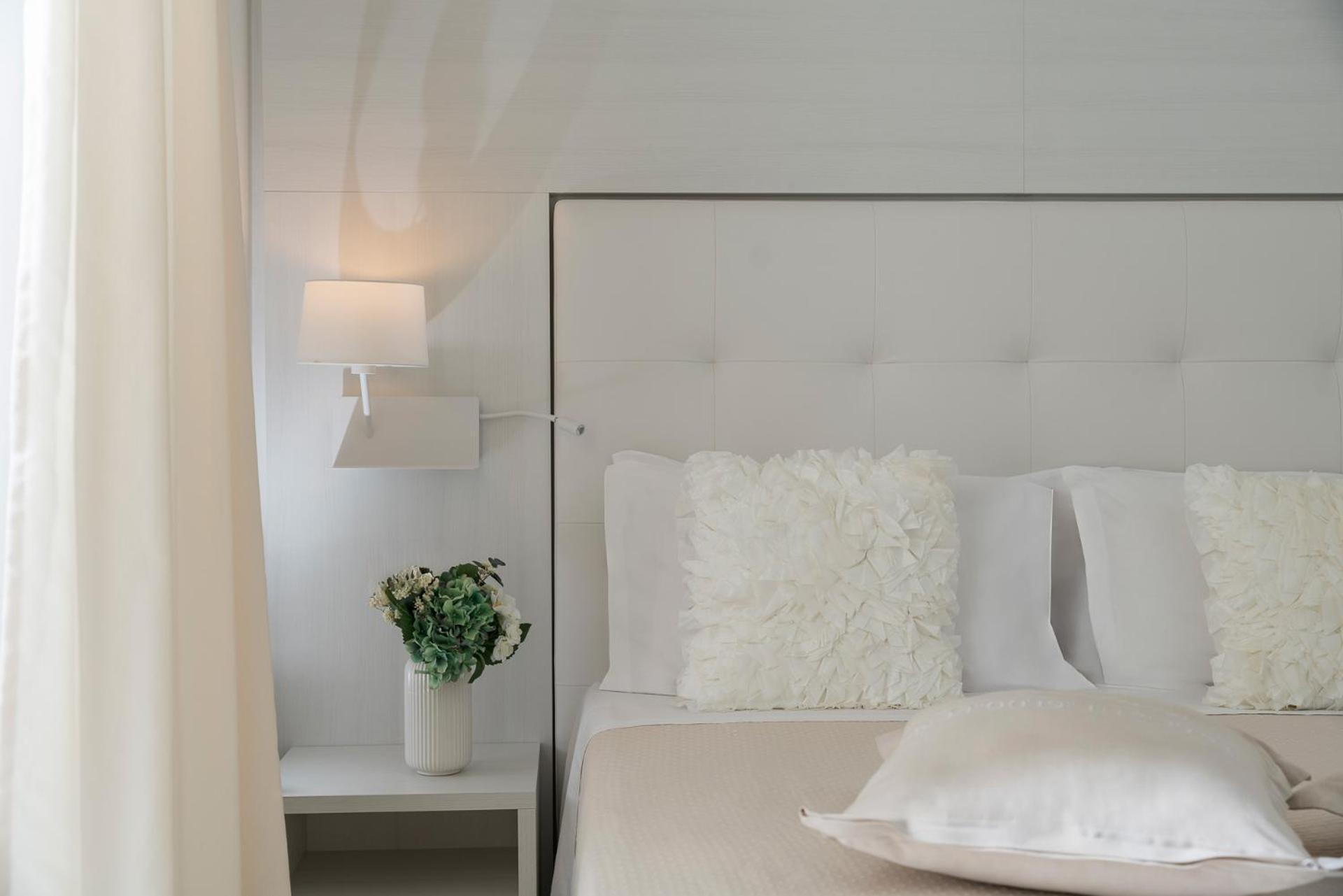 Hotel Ca' Bianca Riccione Buitenkant foto